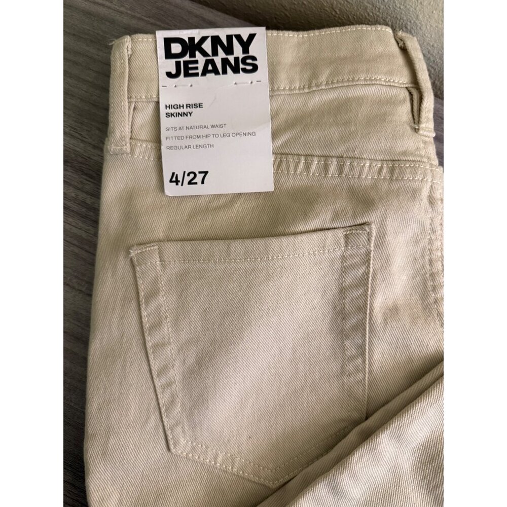 DKNY Jeans High Rise Skinny Fit Womens Beige Denim Pants Size 4/27 NWT